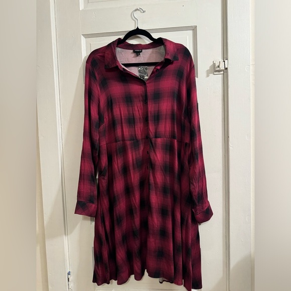 TORRID Long Sleeve Button Front Shirt Dress with Pockets! Size 1 (14-16) - Picture 3 of 12